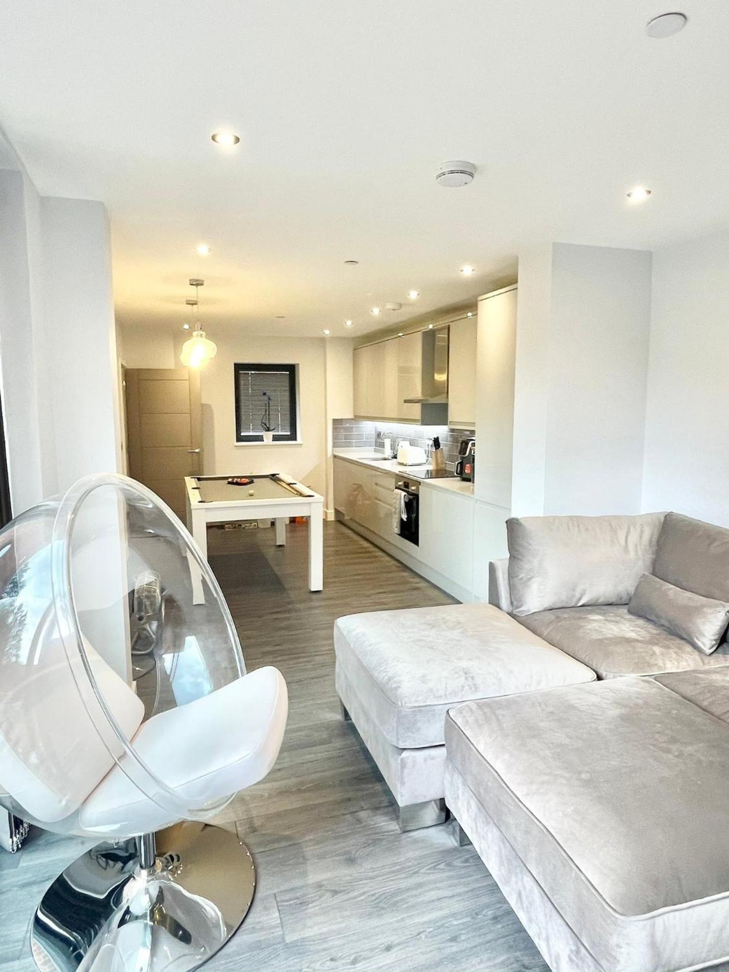 D & D Luxury Apartments Stanmore  Exterior photo